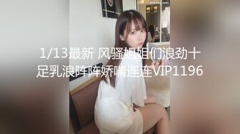  漂亮素颜眼镜美眉吃鸡吞精 眼镜掉在鼻尖上给男友吃鸡的样子很可爱 笑的很开心 看来是真爱