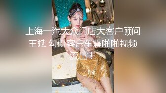 【新片速遞】  诱人的黑丝小少妇，露脸了躺在床上享受小哥的精油按摩，揉奶玩逼按着头强制口交大鸡巴直接草，多体位蹂躏