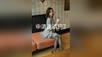 变态少女黑丝情趣露脸跟无能大哥激情啪啪，给大哥来个深喉口交