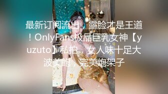   小马丶寻花按摩完回酒店叫了个长腿少妇，包臀裙高跟鞋蹲着深喉交，抬起双腿大力抽插猛操