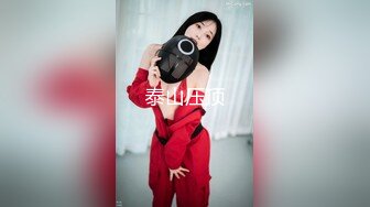 推特大神Lovelolita带着极品小美女首次找单男玩3P