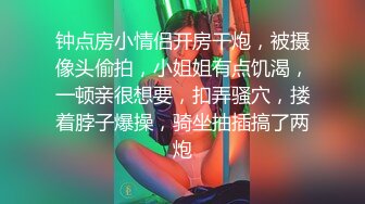 露脸巨乳妹，长得很有异域风情